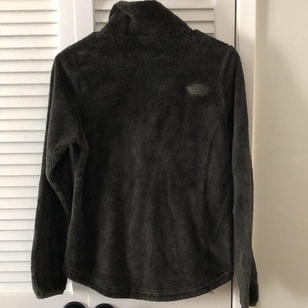 Womens North Face pullover - Picture 3 of 4
